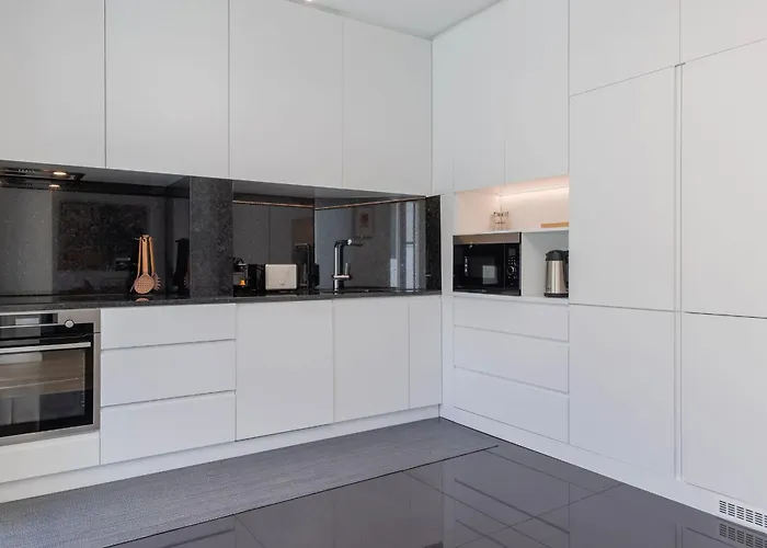 Hidden Oasis With Pool By Lovelystay 公寓 Lisboa