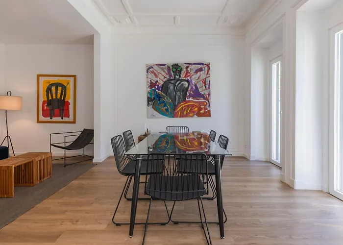 Hidden Oasis With Pool By Lovelystay Appartement Lisboa
