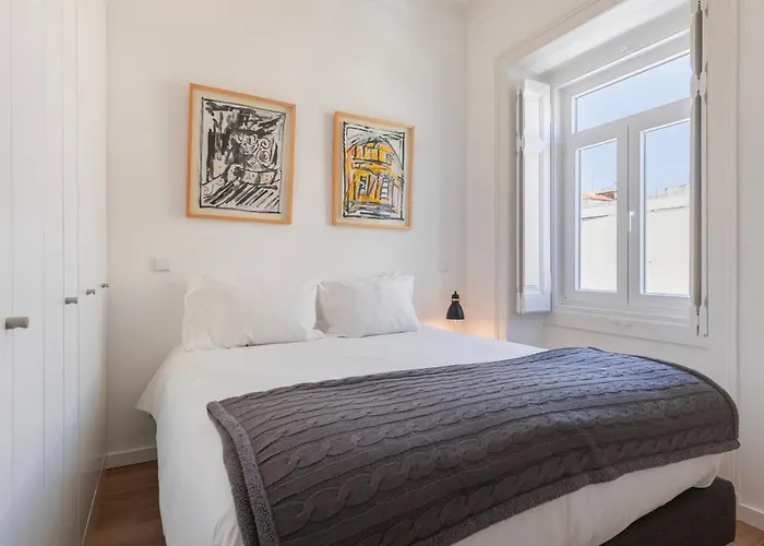 Hidden Oasis With Pool By Lovelystay 公寓