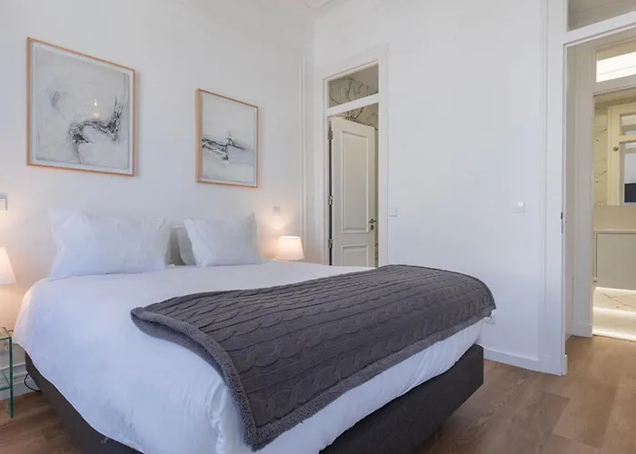 Hidden Oasis With Pool By Lovelystay 公寓