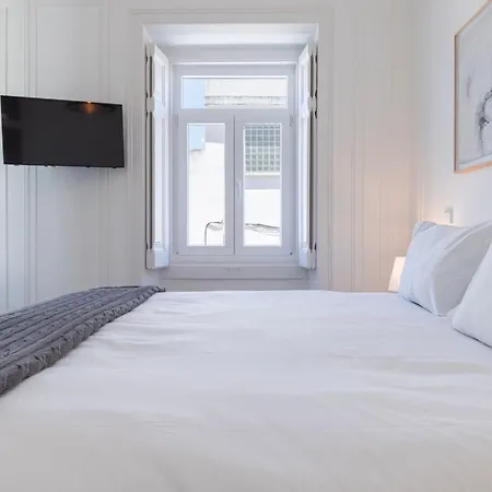 Hidden Oasis With Pool By Lovelystay Appartement Lissabon