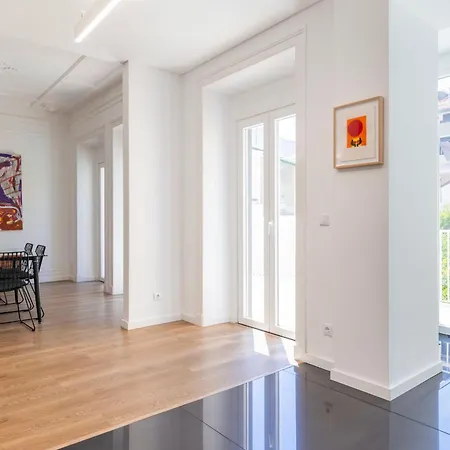 Hidden Oasis With Pool By Lovelystay *