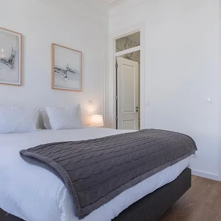 Hidden Oasis With Pool By Lovelystay Appartement