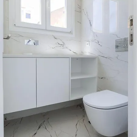 Hidden Oasis With Pool By Lovelystay Appartement *