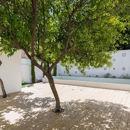 Hidden Oasis With Pool By Lovelystay Appartement *