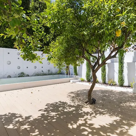 Hidden Oasis With Pool By Lovelystay * Lissabon
